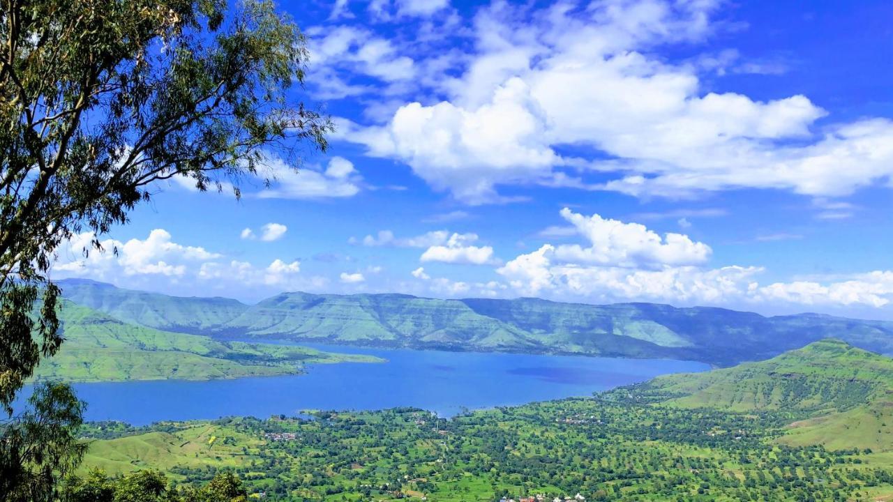 Rainforest Restaurant & Villas Panchgani Buitenkant foto