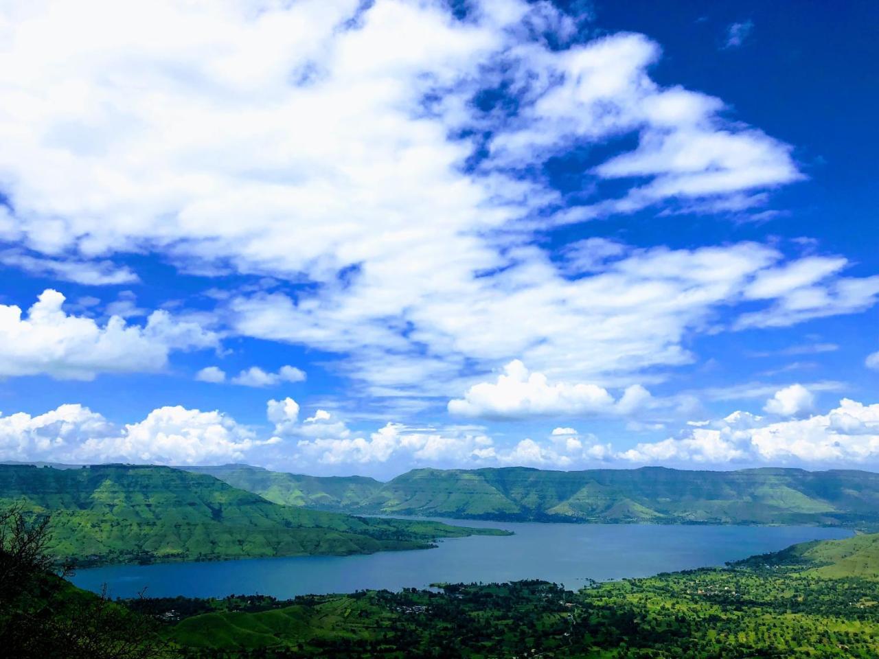 Rainforest Restaurant & Villas Panchgani Buitenkant foto